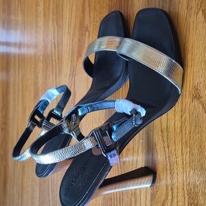 Karl Lagerfeld Paris Cybil Ankle Strap Heels Sandal, size 8 NWOB